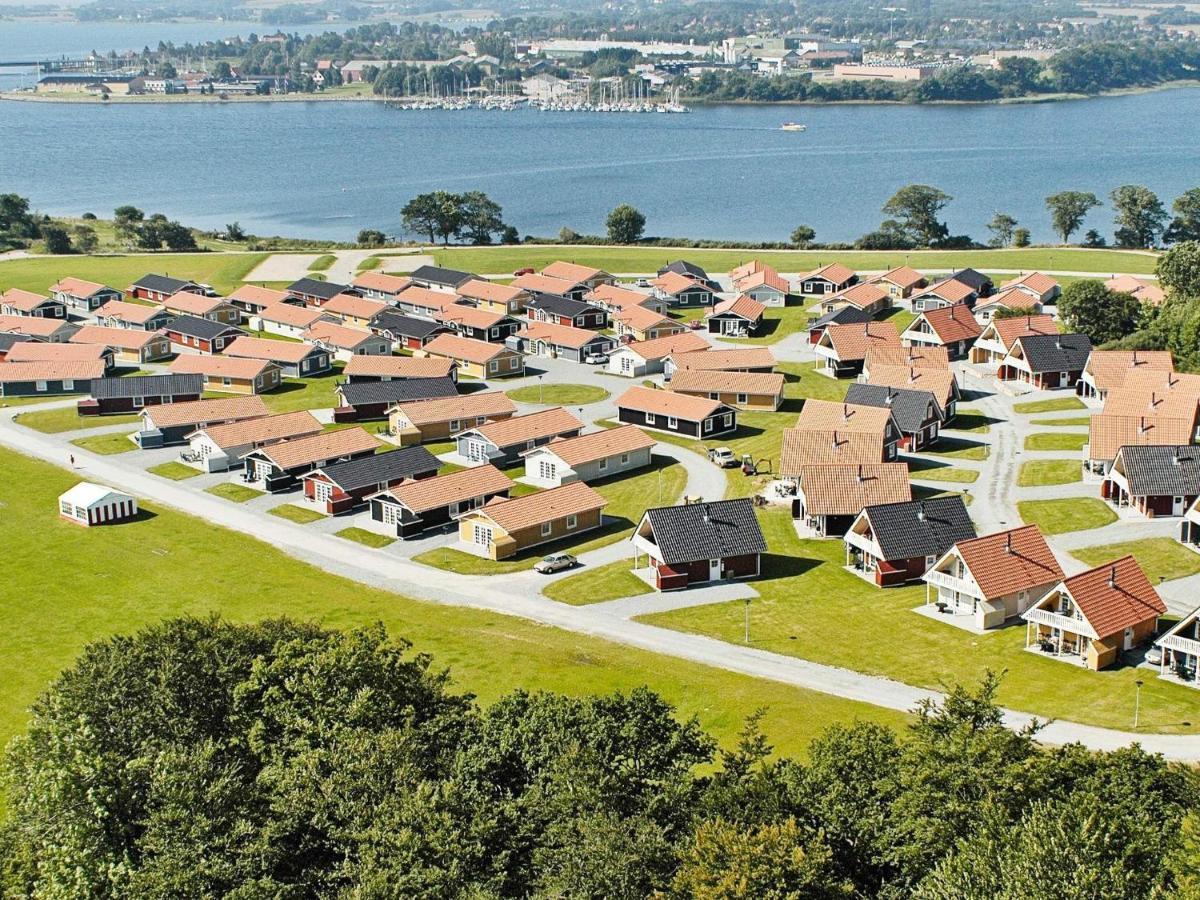 6 Person Holiday Home On A Holiday Park In Gråsten Zewnętrze zdjęcie